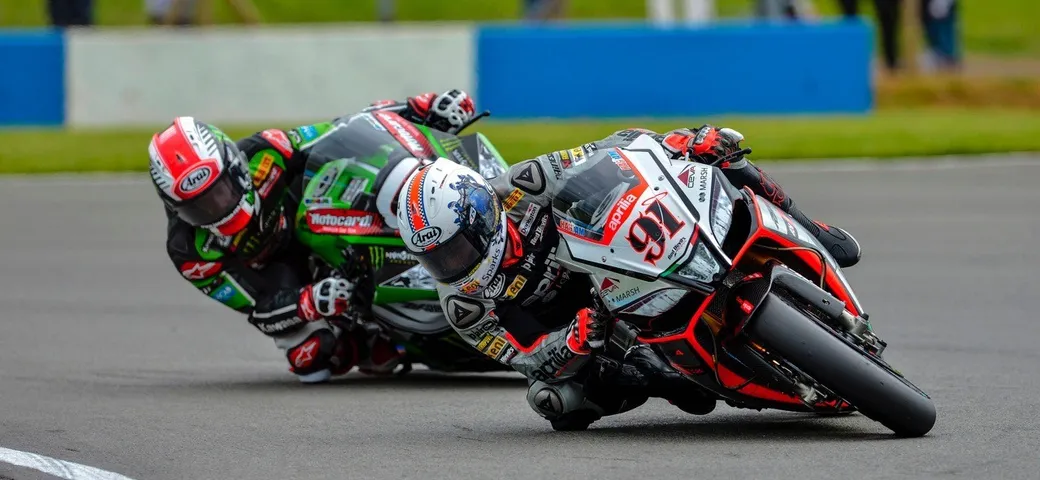 SBK, Laguna Seca: Aprilia all'inseguimento di Kawasaki e Ducati