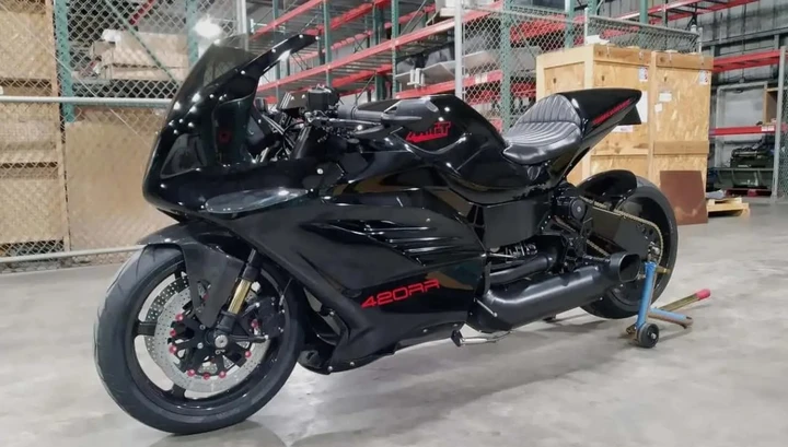 MTT 420RR Turbine Superbike