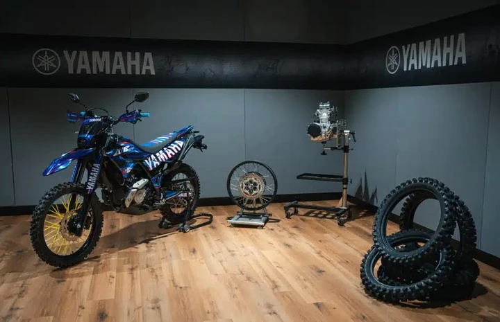 Yamaha trasforma la WR125R in musica con un progetto unico