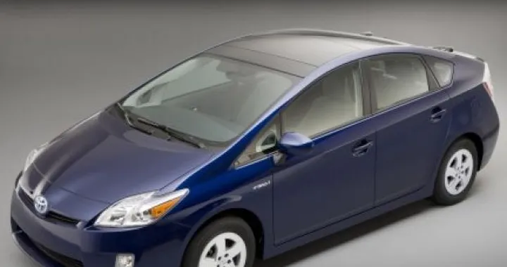 Toyota Prius: guerra ai prezzi della Honda Insight