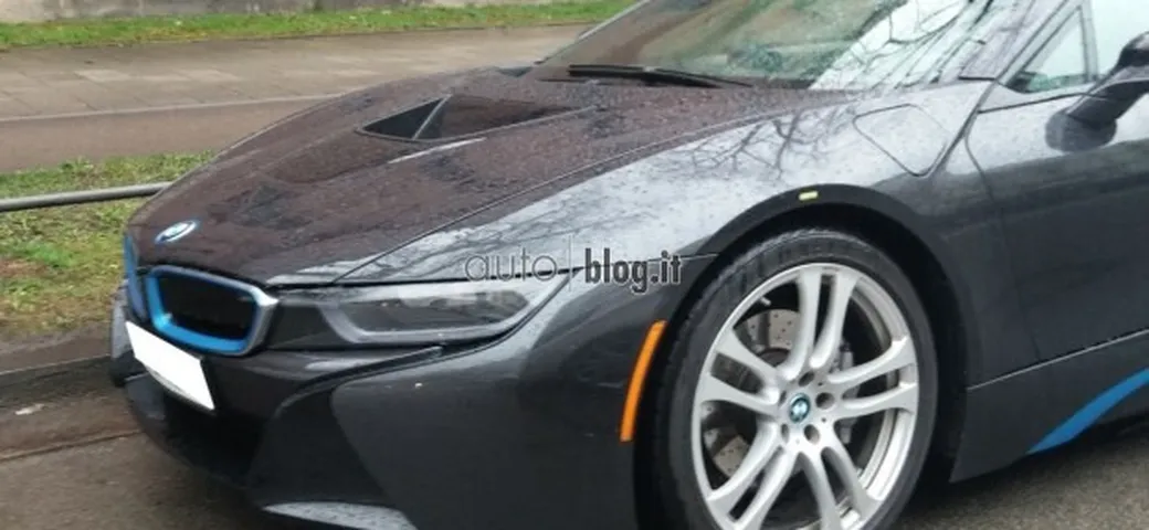 BMW i8: le foto sono del nostro lettore Francesco