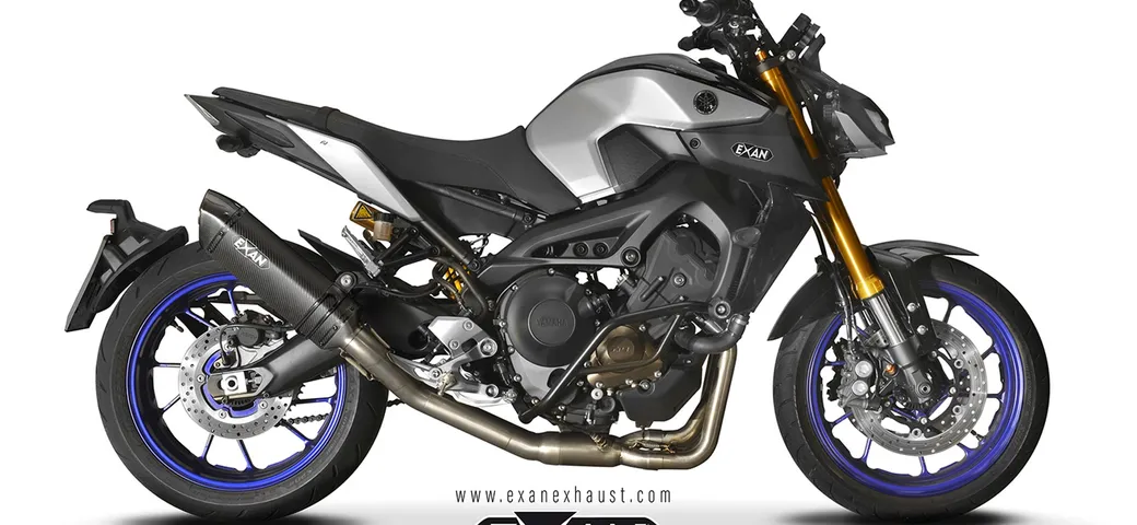 Yamaha MT-09: ecco tre scarichi Exan con uscita alta o bassa