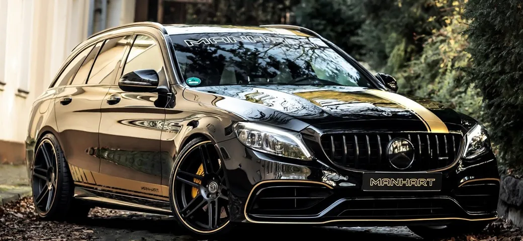 Manhart CR 700 Wagon: omaggio al V8