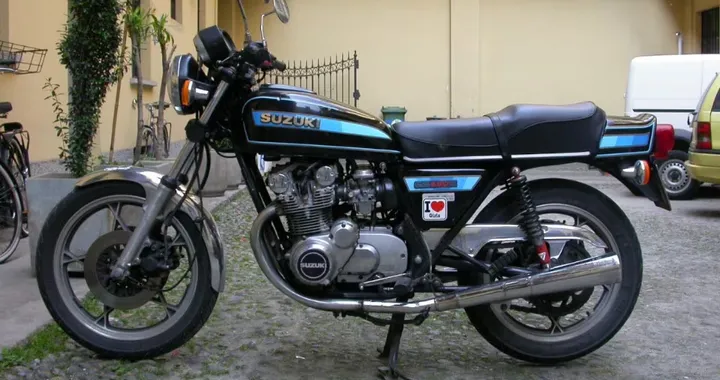 Suzuki GS 550 E del 1980: un gioiello d'epoca uniproprietario