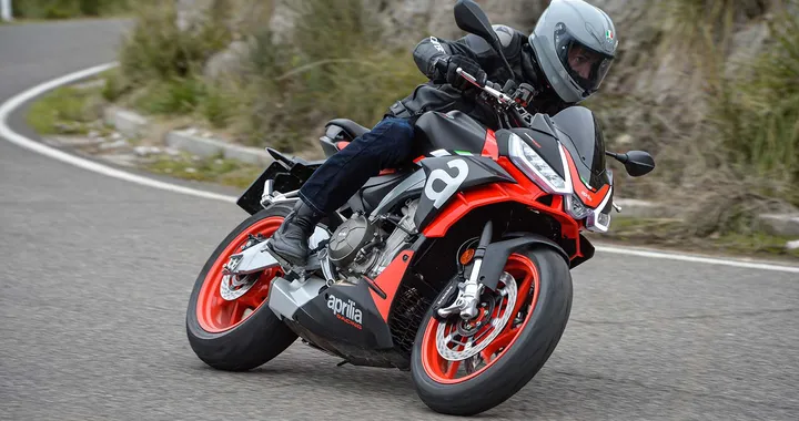 Aprilia Tuono 660, la prova su strada (VIDEO)