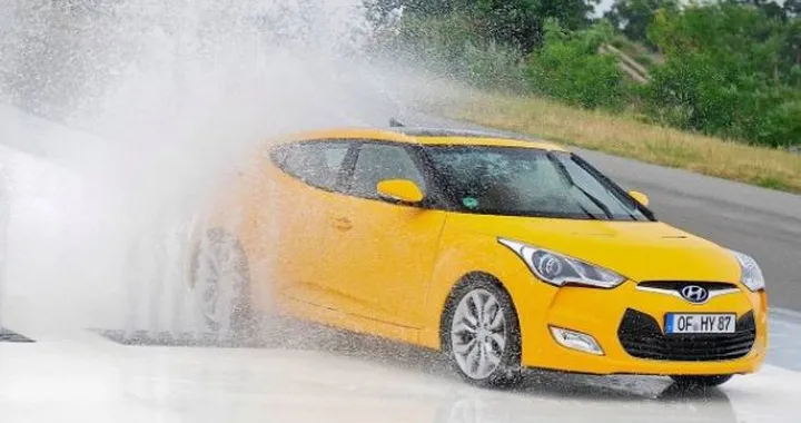 Hyundai Veloster: 180 Cv per la versione sportiva