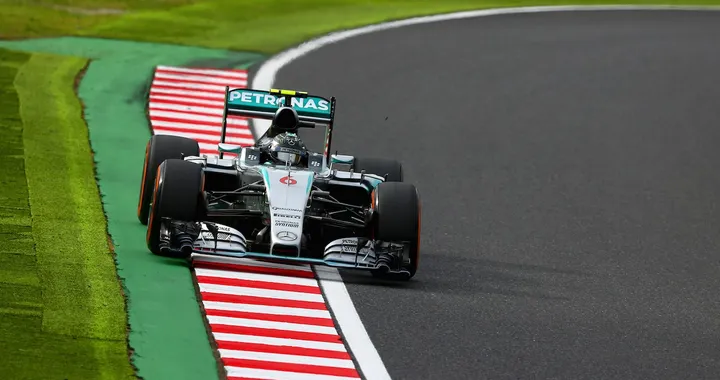 Gp Giappone F1 2015: Rosberg conquista la pole, Vettel è quarto