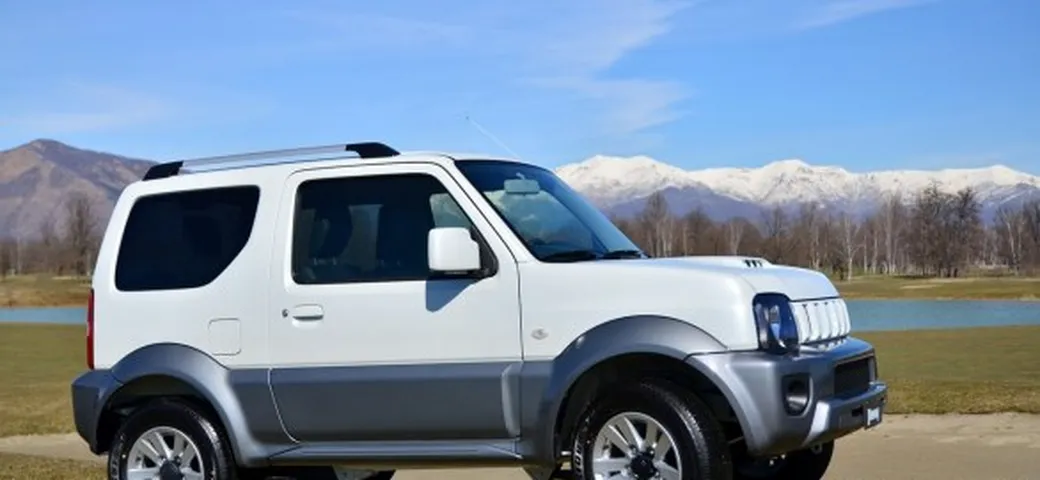 Suzuki Jimny Ambition: edizione limitata da 17.890 Euro
