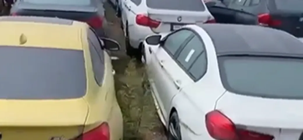 BMW e Mini: cosa è successo a 3000 esemplari abbandonati?