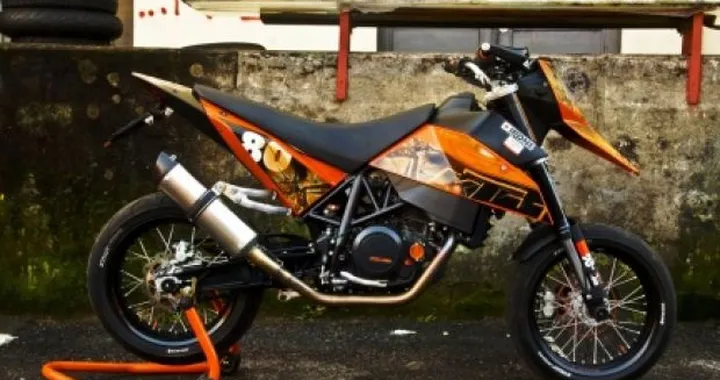 Foto del giorno: KTM 690 Supermoto 2007