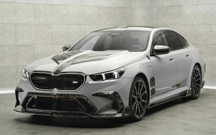 Mansory prende la BMW M5 G90 e la trasforma in una supercar da 838 cavalli