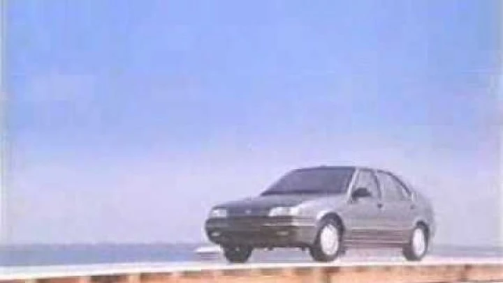 Video: Christopher Lambert e la Renault 19