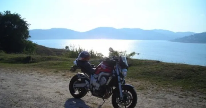 Foto del giorno: Fazerina al lago di Campotosto