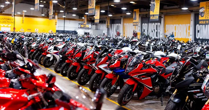 Moto usate, chiude il gigante europeo Superbike Factory: perdite da 18 milioni