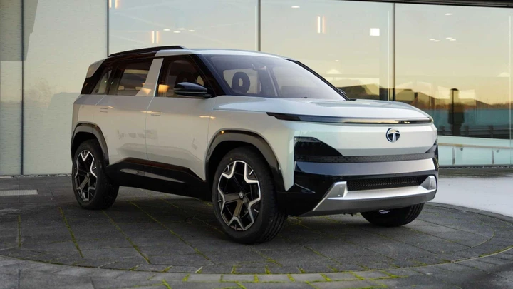 Tata Sierra EV: SUV elettrico in arrivo nel 2025