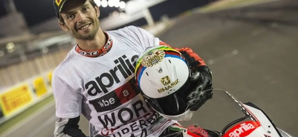 SBK 2015: il Campione del Mondo Sylvain Guintoli firma con Pata Honda