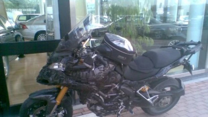 Foto spia della Ducati Multistrada 2010 scattata a Ravenna