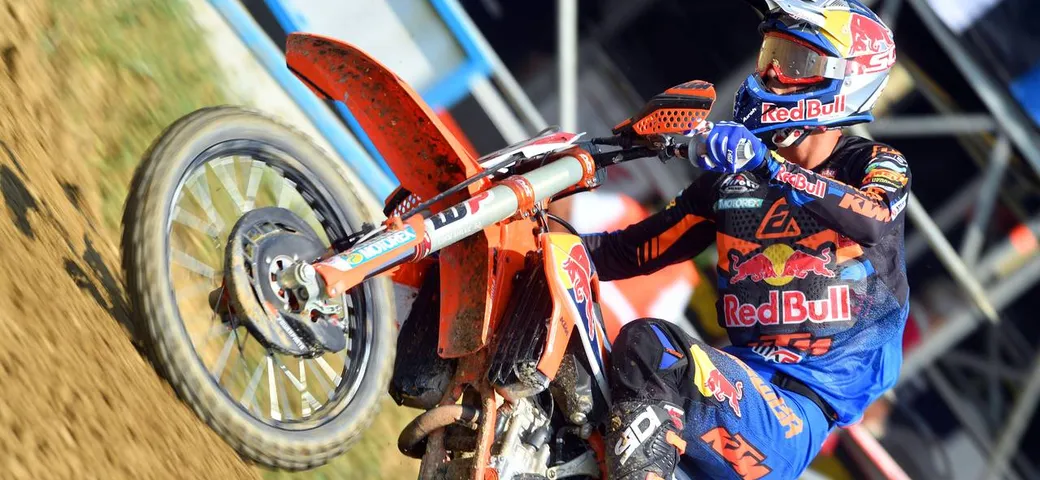Motocross: con la vittoria in Bulgaria Pirelli entra nella storia