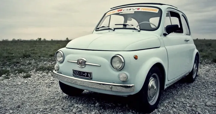 Fiat 500: la "celestina" di Carlo Barchitta [Video]