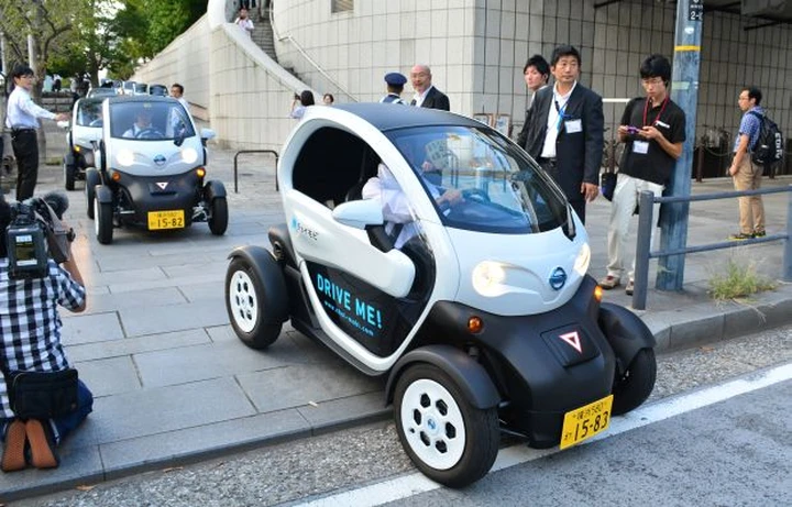 Pedestrian alert system: le case automobilistiche chiedono che la sua adozione venga posticipata