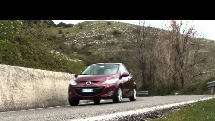 Mazda 2 1.3: il Video di Autoblog