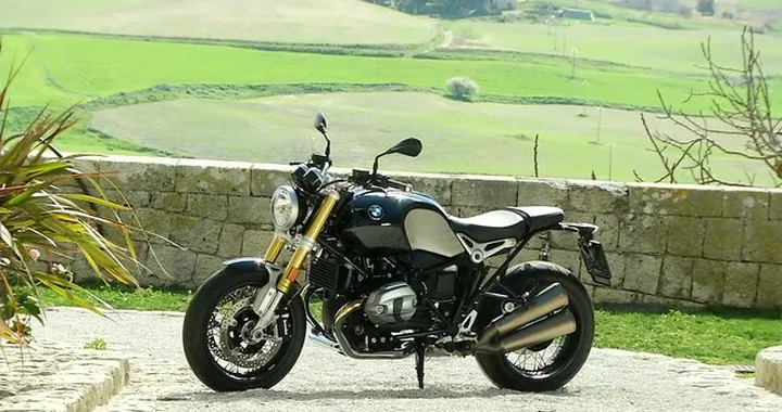 Bmw R nine T 2017: prima prova