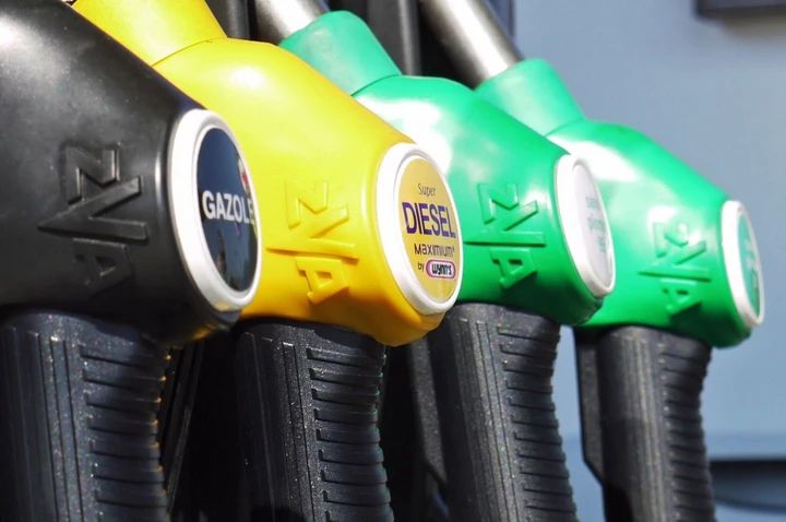 Prezzo benzina: nuovi rialzi in vista per un pieno di carburante