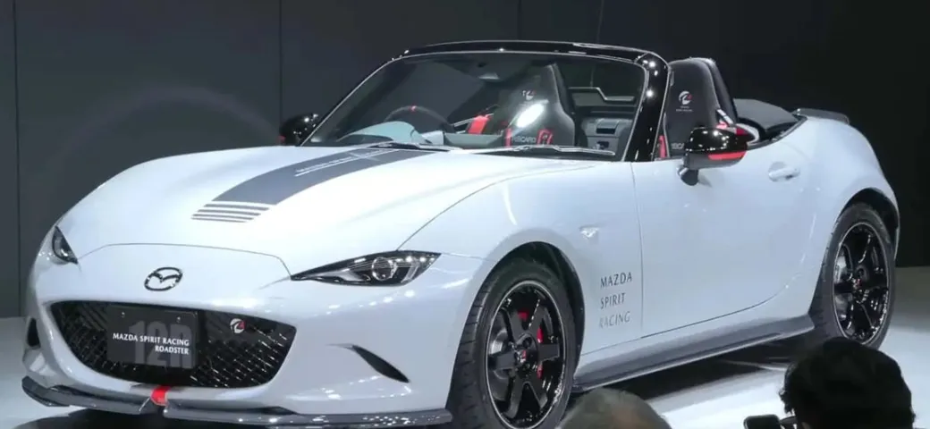Mazda MX-5 12R: la roadster più potente debutta al Tokyo Auto Salon