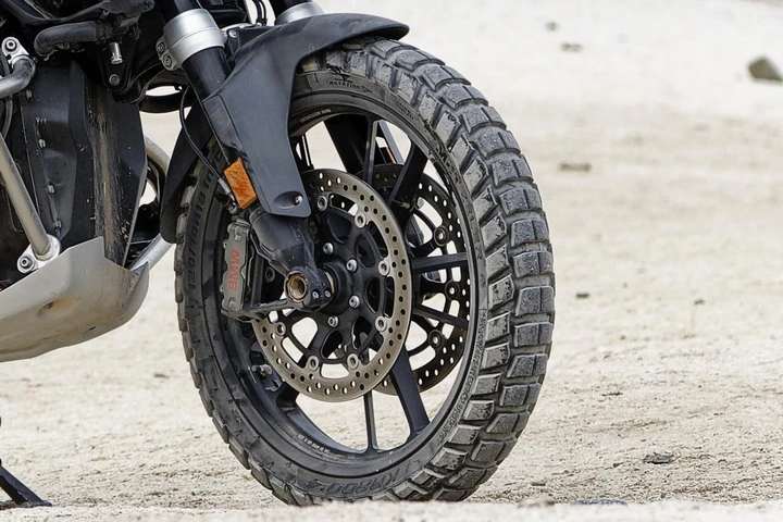 Metzeler Karoo 4 e BMW R 1300 GS test Cile