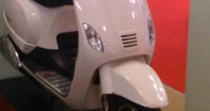 Il Tribunale di Parigi ordina la distruzione di cloni della Vespa