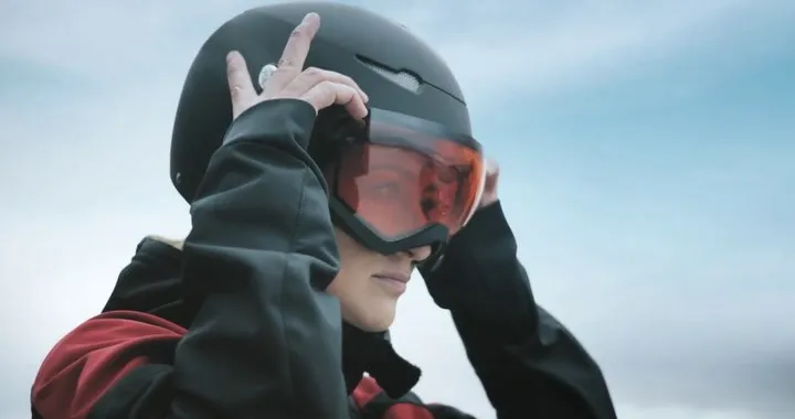 Subaru Forester: la gara con il parapendio