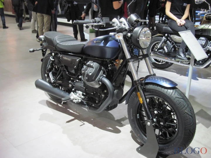 Moto Guzzi V9 MY 2018