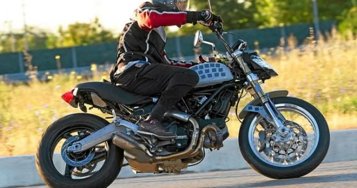 Ducati Scrambler: nuova foto spia
