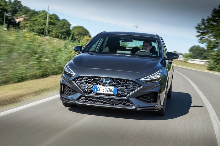 Hyundai punta sulla sportività con la gamma N ed N Line: la prova a Monza