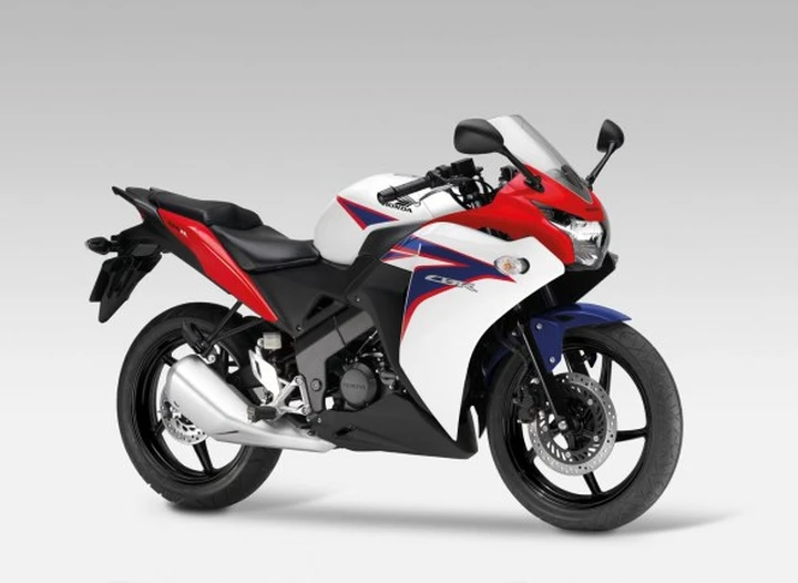 Honda CBR125R ora a 2.990 Euro