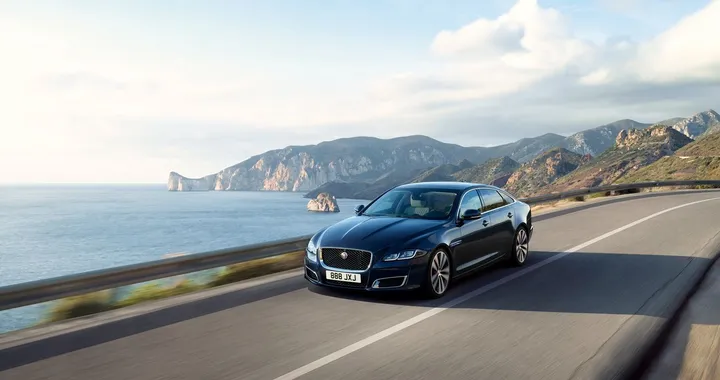 Jaguar XJ50: modello speciale per il mezzo secolo della XJ