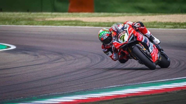 SBK Misano, Ducati scalda i motori per la gara di casa
