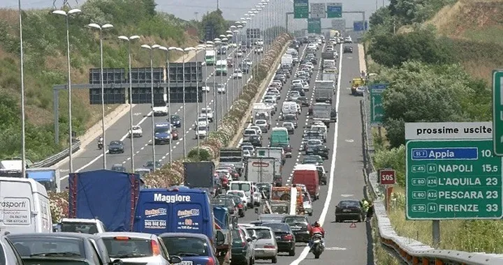 Roma: il GRA senza luci; colpa dei furti di rame