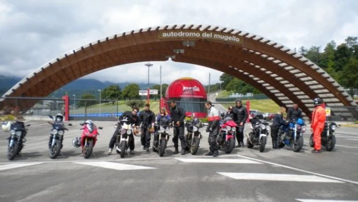 Foto del giorno: 1° Raduno Speed Triple