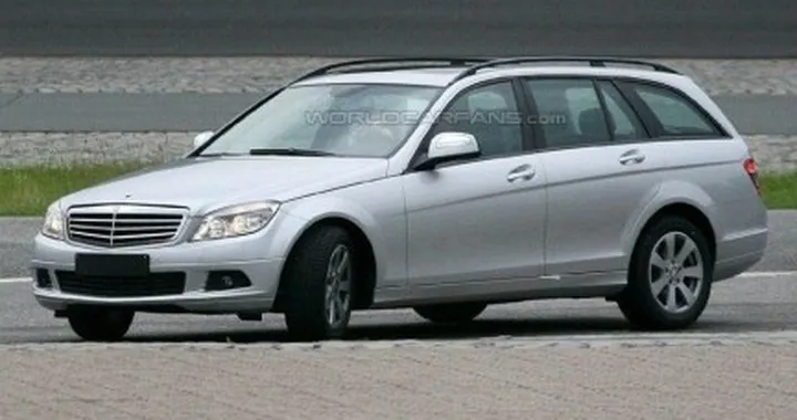 Mercedes Classe C SW: quasi senza camuffature