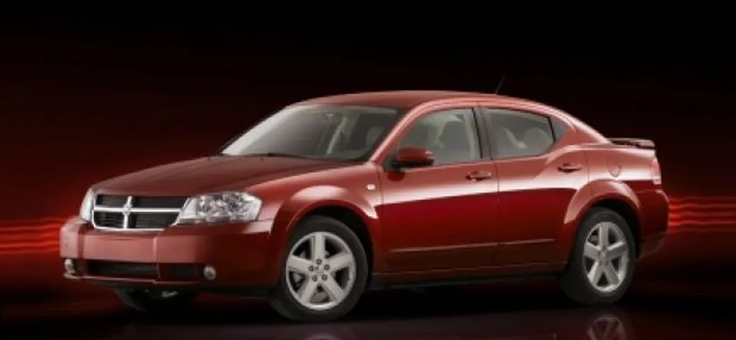 Chrysler: una nuova berlina per sostituire l'Avenger