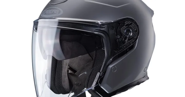 Caberg Flyon II: presentato il nuovo casco jet anche per il mototurismo [FOTO]