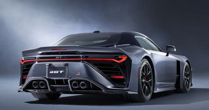 Toyota GR GT costerà molto cara e sarà disponibile per pochi