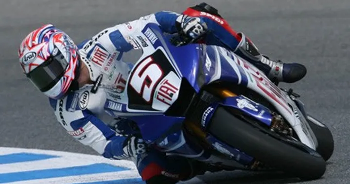 MotoGP FP1: Colin Edwards il più veloce sull'umido