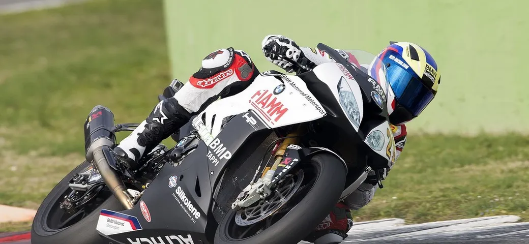 WSBK: Althea BMW Racing al debutto nei test di Vallelunga