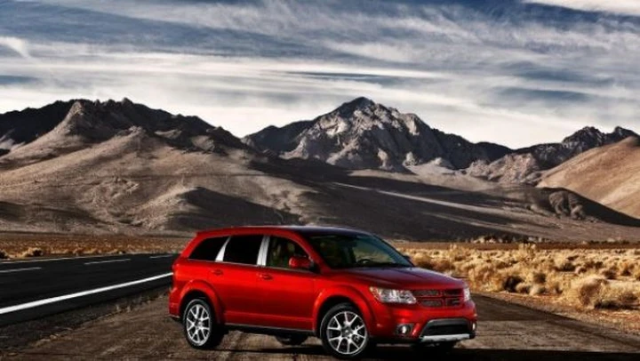 Dodge Charger, Challenger, Journey, Durango e Grand Caravan R/T