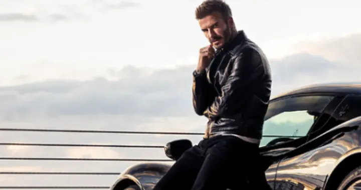 Multato David Beckham con la Rolls Royce Cullinan a Bond Street
