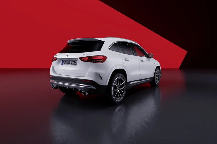 Mercedes GLA 2024