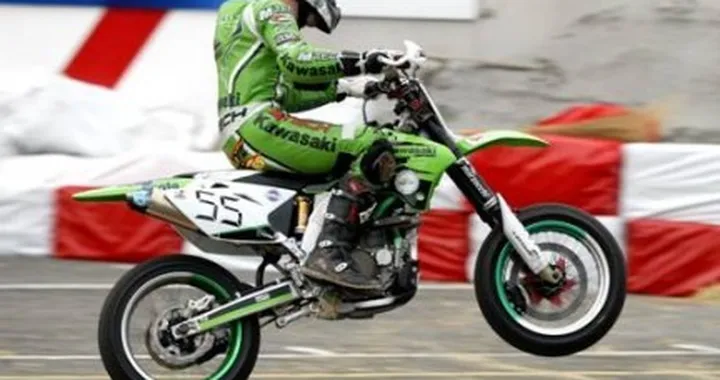 Laconi al Motor Show con il Team Nastedo