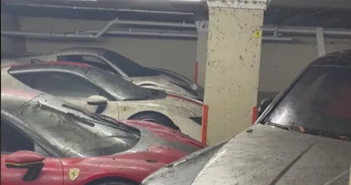 Tempesta in Florida: tante supercar danneggiate in un garage